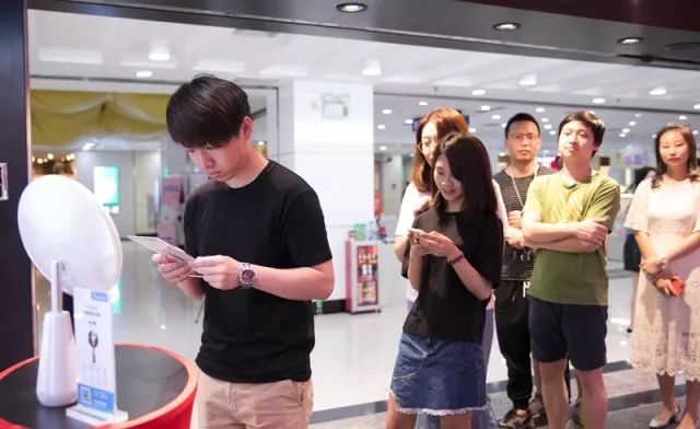 化個(gè)妝,就能在網(wǎng)易云音樂出道了! 化個(gè)妝,就能在網(wǎng)易云音樂出道了!