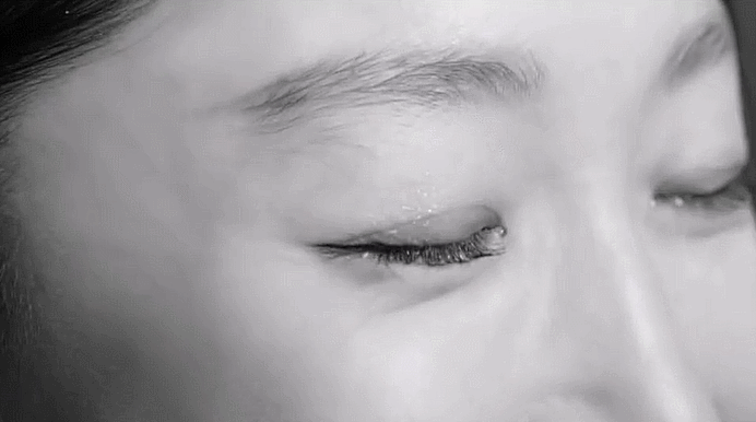 第一眼我以為是美妝發布會…… 第一眼我以為是美妝發布會……